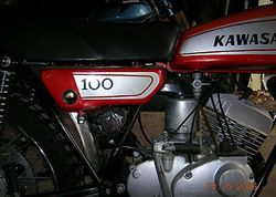 1971-Kawasaki-G4TRA-Red-5.jpg