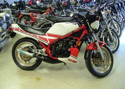 1984-Yamaha-RZ350-White-Red-5632-0.jpg