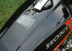 1981-Honda-CB900F-BlackOrange-11.jpg
