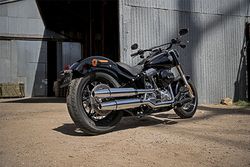 Harley-davidson-softail-slim-2-2017-4.jpg