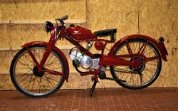 Moto-guzzi-motoleggera-65-1946-1954-3.jpg