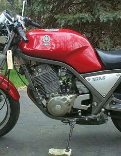 1986-Yamaha-SRX600-Red-6869-6.jpg
