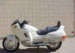 1989-Honda-PC800-White1-1.jpg