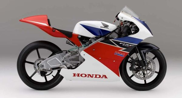 Racing Bikes Honda NSF250R Moto 3