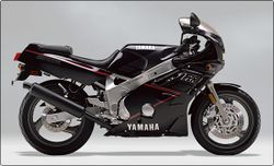 1989 Yamaha FZR600 in black.jpg