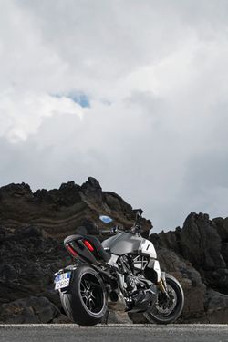 Ducati-diavel-1260-2019-4 kSjWoVd.jpg