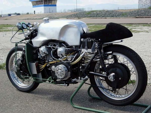 1955 - 1957 Moto Guzzi V8