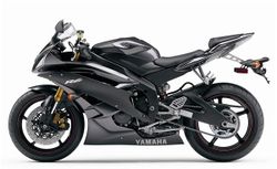2007-Yamaha-R6-in-Charcoal-Silver-left-side.jpg