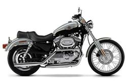 Harley-Davidson XL1200C Custom