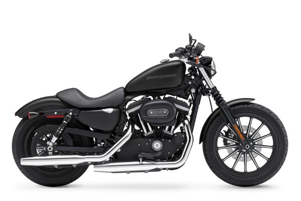2011 Harley Davidson Iron 883