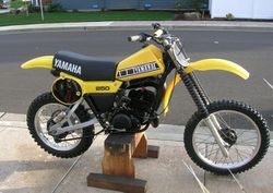 1979-Yamaha-YZ250-Yellow-3542-1.jpg