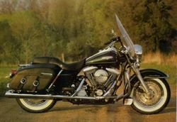 Harley-FLTR-RoadGlide-96.jpg