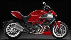 Ducati-diavel-2011-2011-0.jpg