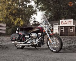 Harley-davidson-super-glide-custom-2013-2013-1.jpg