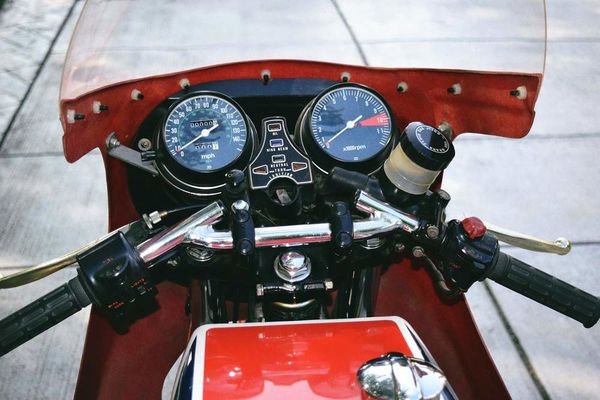 Honda CB750 Seeley Phil Read