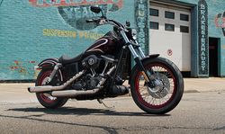 Harley-davidson-street-bob-2-2014-2014-0.jpg
