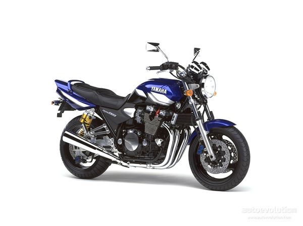 1998 - 2004 Yamaha XJR 1300