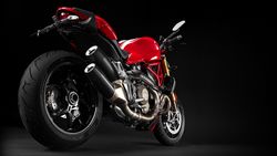 Ducati-monster-1200-2015-2015-1.jpg