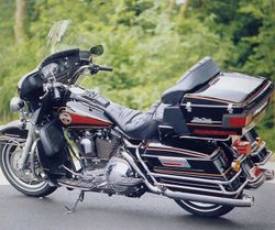 Harley-FLHTCU-94.jpg