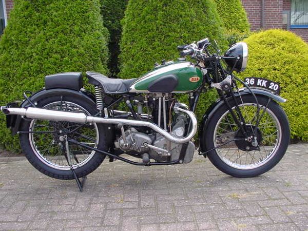 1938 - 1951 BSA Bluestar 500