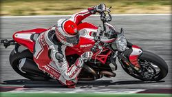 Ducati-monster-1200-2016-2016-3 bpCmguc.jpg