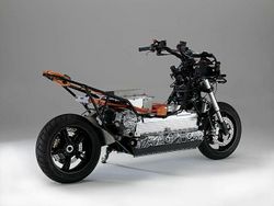 BMW-E-Scooter-Concept--5.jpg