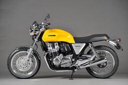 Honda-CB-1100-Concept-Tokyo-Motorcycle-Show-2015-yellow.jpg