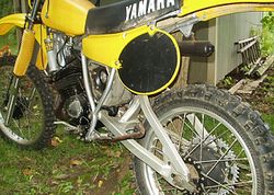 1980-Yamaha-YZ125-Yellow-5.jpg