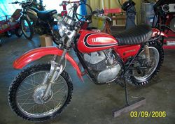 1972-Yamaha-RT1-Red-9912-3.jpg