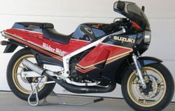 Suzuki-rg-500-gamma-walter-wolf-1988-1988-3.jpg
