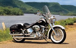 Harley-davidson-softail-deluxe-4-2005-2005-0.jpg