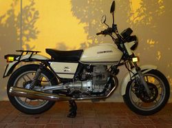 Moto-guzzi-v65-1982-1982-0.jpg