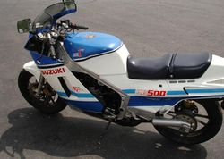 1986-Suzuki-RG500-Blue-5384-2.jpg