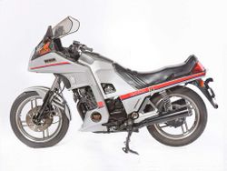 Yamaha-xj650-1981-1983-4.jpg