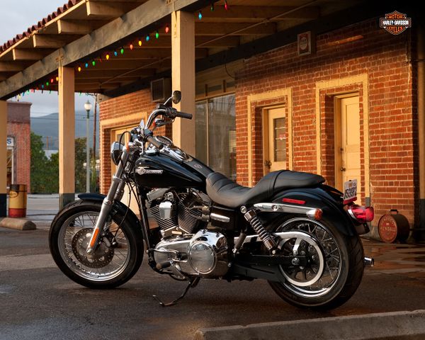2012 Harley Davidson Super Glide Custom