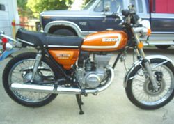 1974-Suzuki-GT185-Orange-1.jpg