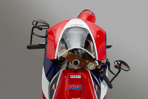 2015 Honda RC213V-S 1000
