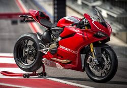 Ducati-1199R-Panigale-R.jpg