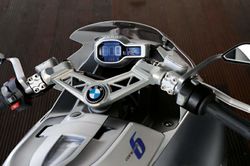 BMW-Concept-6--6.jpg