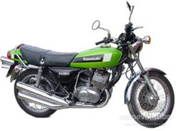 Kawasaki-kh250-1976-1980-0.jpg