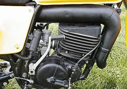 1976-Suzuki-RM370-Yellow-2.jpg