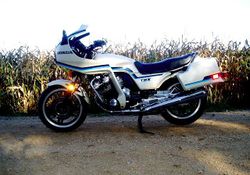 1982-Honda-CBX-White-1244-3.jpg