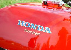 1975-Honda-CB400F0-Red-6.jpg