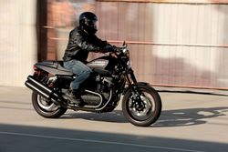 Harley-davidson-xr1200x-2-2011-2011-1.jpg
