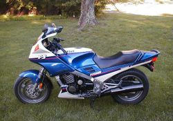 1991-Yamaha-FJ1200-Blue-8253-0.jpg
