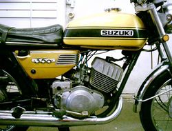 1971-Suzuki-T350-Rebel-Candy-Yellow-707-6.jpg
