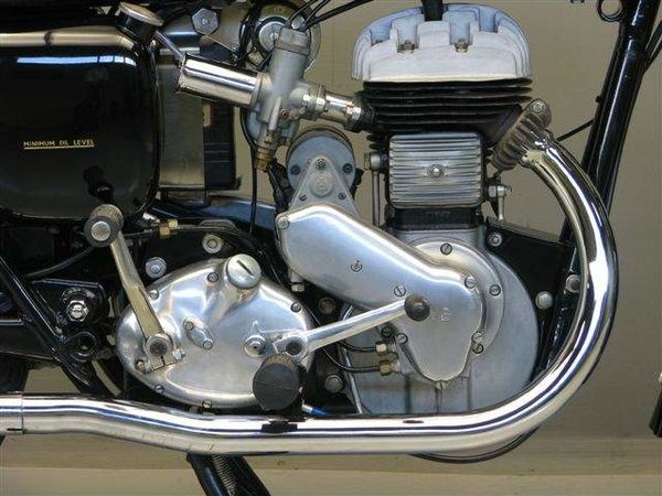 1947 - 1958 Ariel VB 600