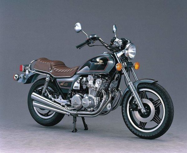 Honda CB750 Custom