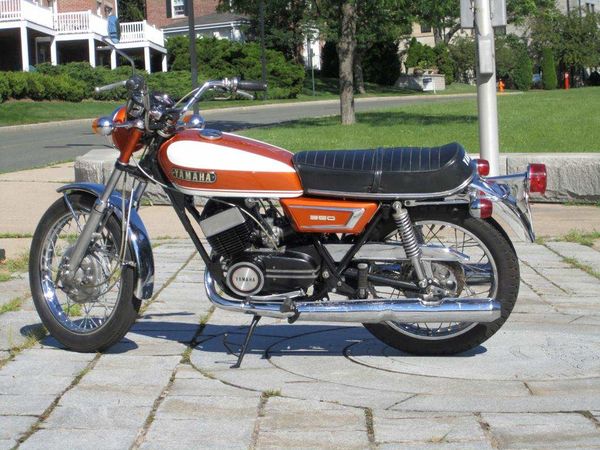 1971 - 1973 Yamaha R5-B
