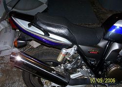 2001-Kawasaki-ZR1200-A1-BlackBlue-2.jpg